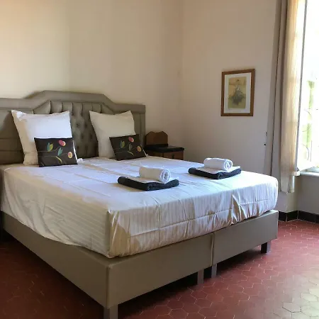 Chateau Marcel Lägenhet