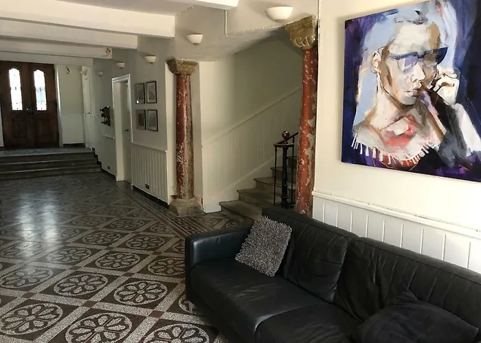 Chateau Marcel Apartamento *