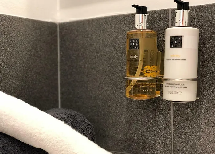 Chateau Marcel Apartamento *